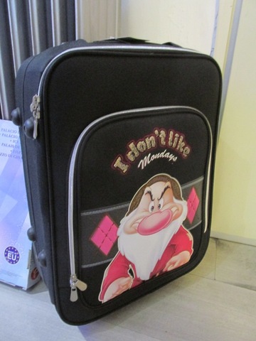 Trolley e valigie da viaggio | Grandi Sconti | ABBIGLIAMENTO BAMBINO 0 - 16 ANNI