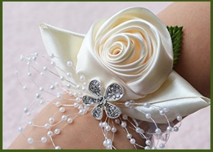 Bouquet da polso per damigelle | Grandi Sconti | Bouquet sposa, composizioni con fiori sintetici