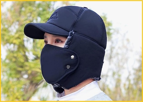 Cappellino con orecchie protettive e impermeabile nero | Grandi Sconti | Cappelli visiera piatta