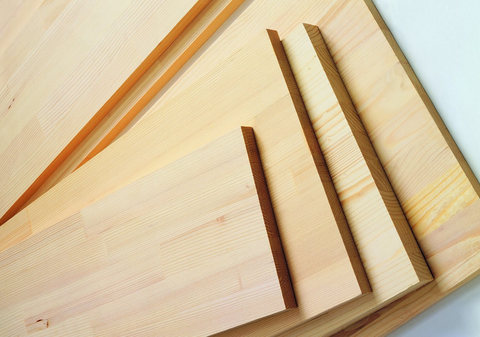 Tavole di legno levigato di abete | Grandi Sconti | Case prefabbricate in legno
