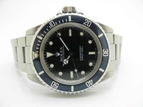 Rolex " submariner " ref. 14060 b&p anno 1996 | Grandi Sconti | Preziosi Gioielleria Orologeria specializzata nella compravendita di orologi usati e gioielli d'epoca. Paghiamo subito in contanti.