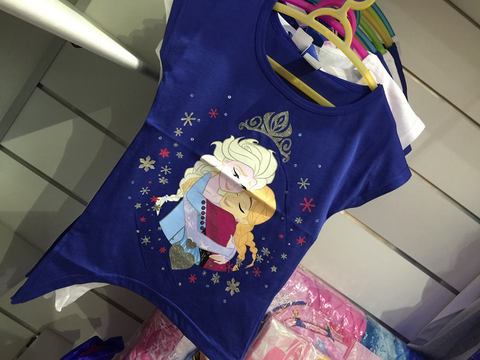 T-shirt Di Frozen Due Colori