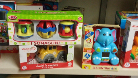 Vari giochi per infanzia