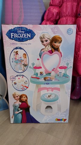 Specchio E Tavolo Di Frozen