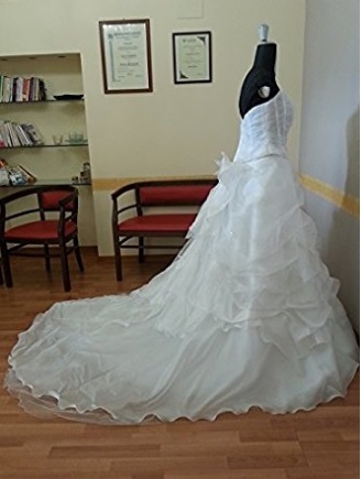 Vestito in pizzo matrimoniale con ricami | Grandi Sconti | Abiti da Sposa