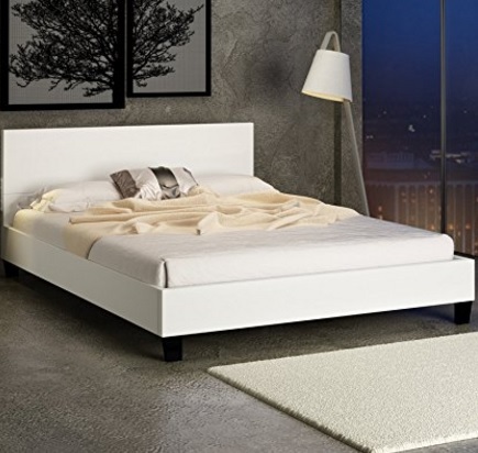 Letto basso e moderno in similpelle