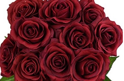 Bouquet con petali di rose artificiali disponibile vari