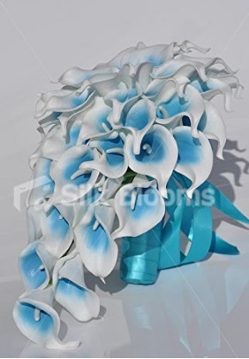 Bouquet a cascata dal colore blu elettrico