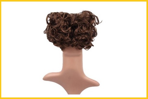 Chignon per capelli corti ricci