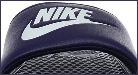 Ciabatte con logo nike da spiaggia
