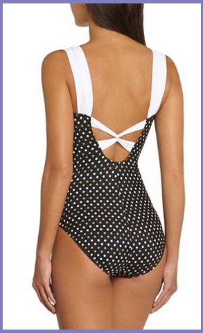 Costumi bagno modellanti a pois