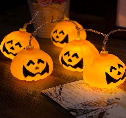 Illuminazione divertente per halloween a forma di zucca