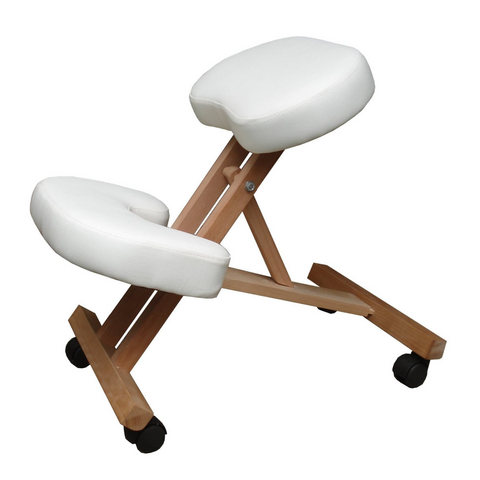 Sgabello ergonomico in legno con sedile e poggiapiedi bianco