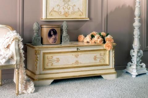 Cassapanche Classiche Roma