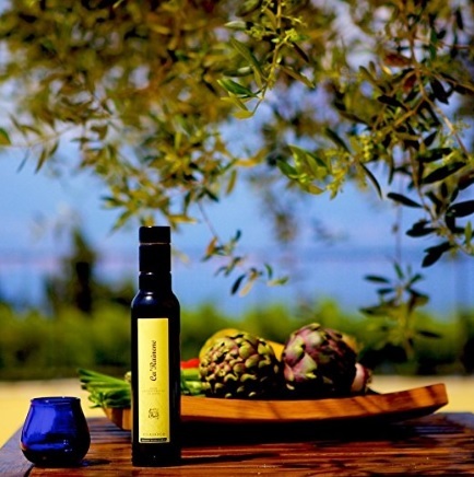 Olio extravergine di oliva delicato del veneto