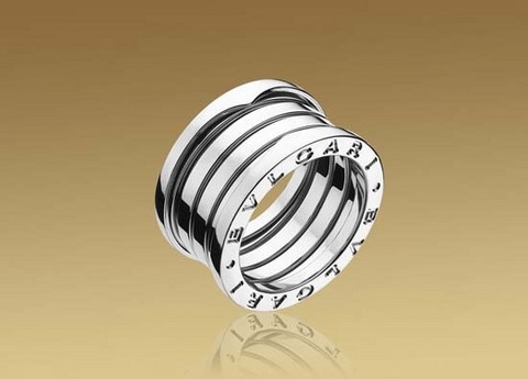 Bulgari bzero 1 | Grandi Sconti | Preziosi Gioielleria Orologeria specializzata nella compravendita di orologi usati e gioielli d'epoca. Paghiamo subito in contanti.