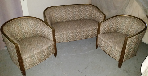 Salotto art deco con tappezzeria nuova