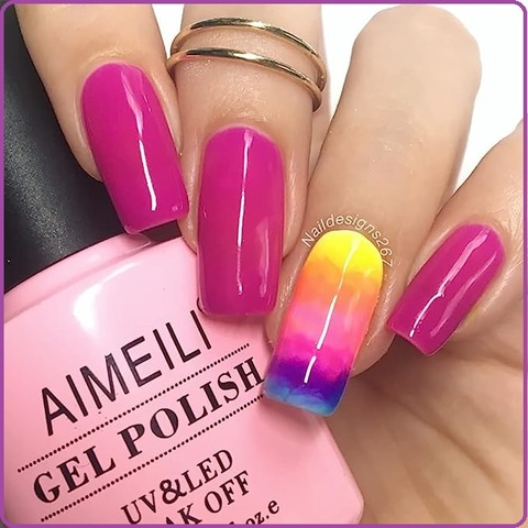 Smalti per unghie colore lilla