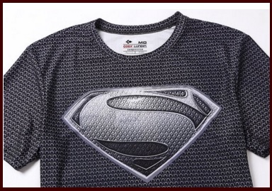 T-shirt Uomo Aderenti Con Logo Di Superman